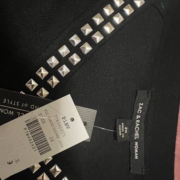 Black silver studded sweater - Picture 6 of 6